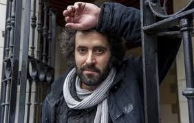 Igor Arzuaga: teklatua, ahotsa eta irudiak